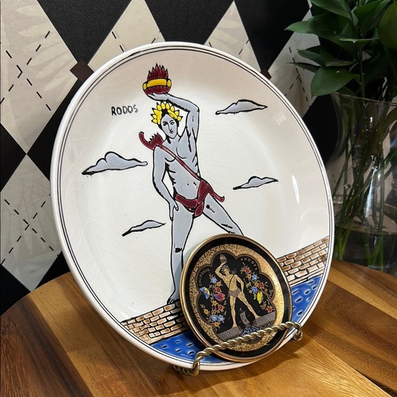 Greek Handmade Decorative Plates – Dakas Rhodes & Manousakis Colossus Set of 2 - Picture 12 of 15